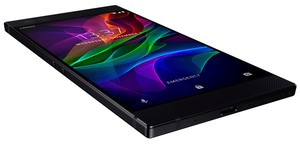 Razer enters the smartphone market with $699 Razer Phone