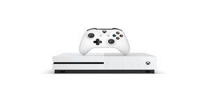 Microsoft teases cross-platform Xbox Live