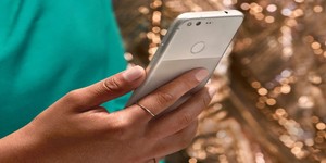 Google completes HTC smartphone arm acquisition