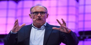 Sir Tim Berners-Lee warns of the Web's 'dysfunctions'