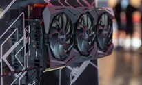 Asus shows off ROG Strix RTX 2080