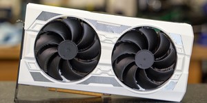 Video: Sapphire RX 5700 XT Pulse Black & White Mod