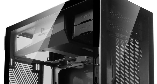 Antec P120 Crystal Review
